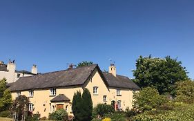 Oakenholt Farm Bed And Breakfast